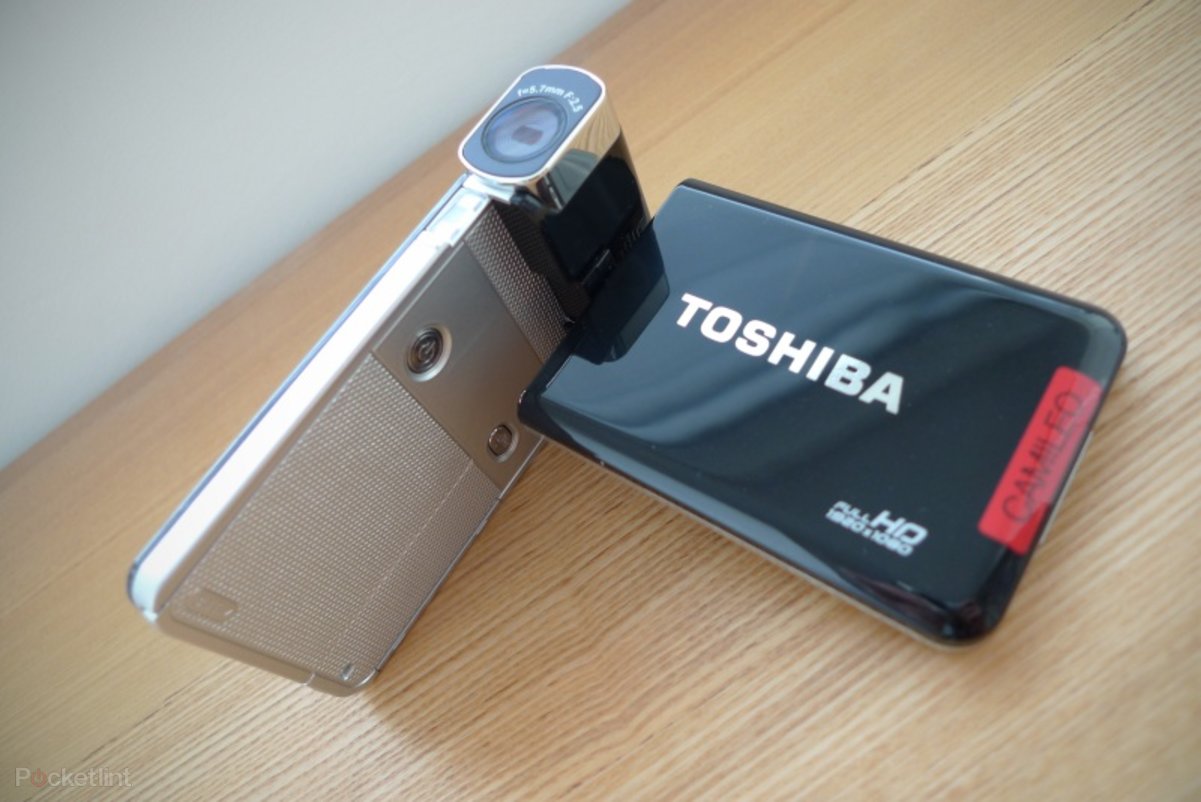 Máy quay phim Toshiba Camileo S30